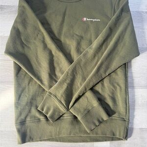 Champion Men's Classic Olive Crewneck Sweater